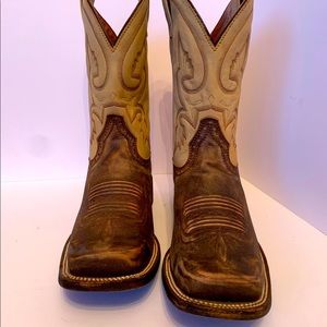 Rebel Brand Size 9/41 in Vintage Earth Beige.